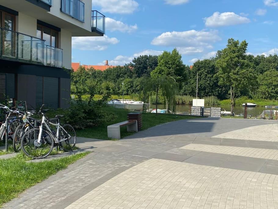 Apartament Art Marina Nad Rzeka Z Bezplatnym Parkingiem *