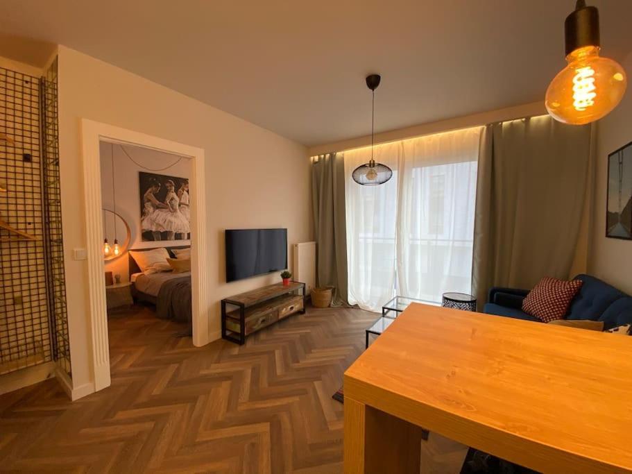 Art Marina Nad Rzeka Z Bezplatnym Parkingiem Apartament *