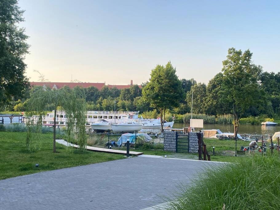 Apartament Art Marina Nad Rzeka Z Bezplatnym Parkingiem Wrocław
